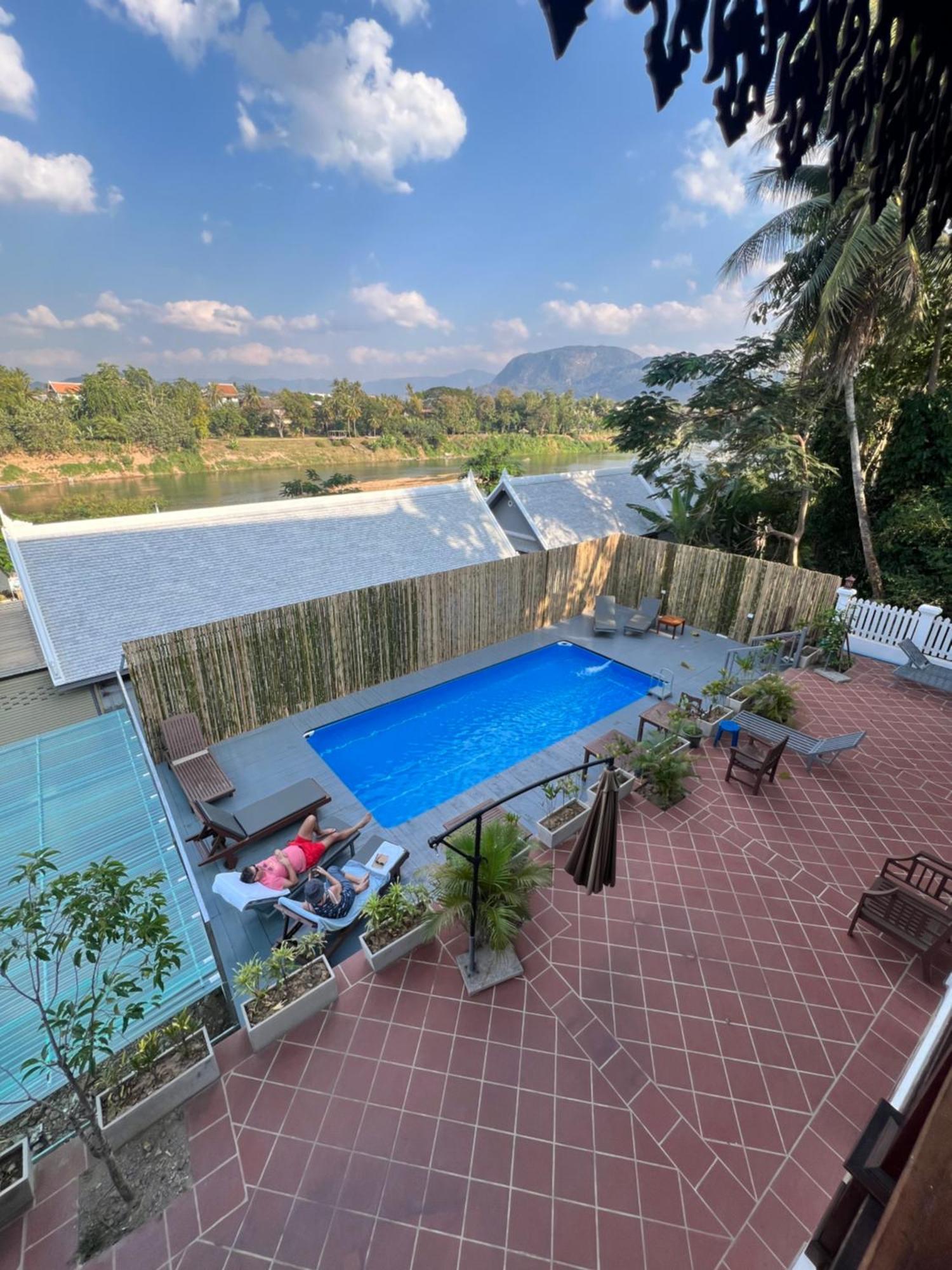 Namkhan Riverside Hotel Luang Prabang Exterior photo